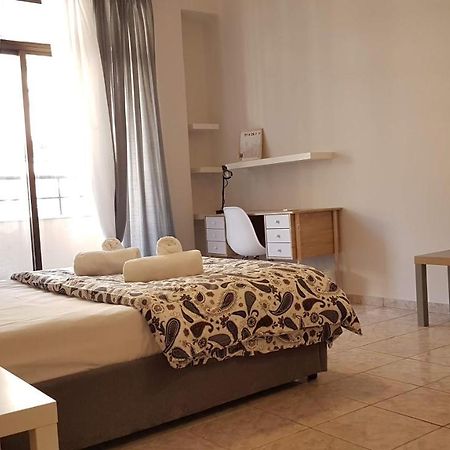 Palette Apartment Champagne - Athens Center, 6 Bd, 3 Bath Εξωτερικό φωτογραφία