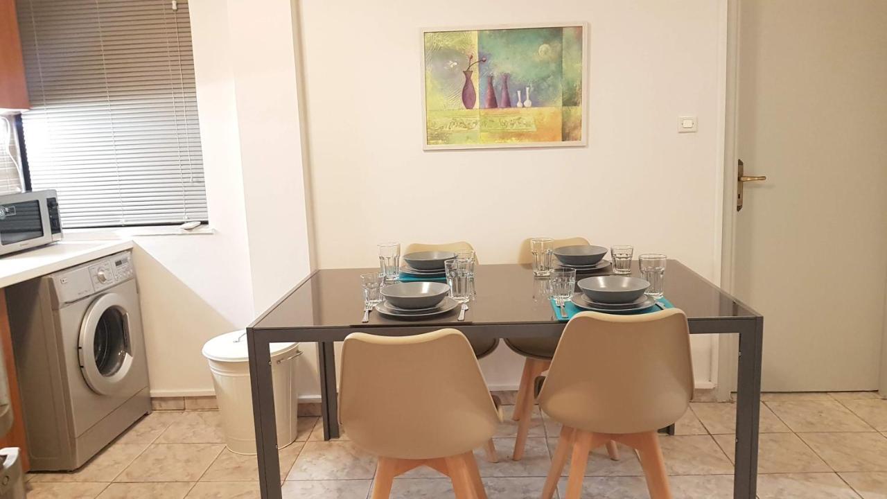 Palette Apartment Champagne - Athens Center, 6 Bd, 3 Bath Εξωτερικό φωτογραφία