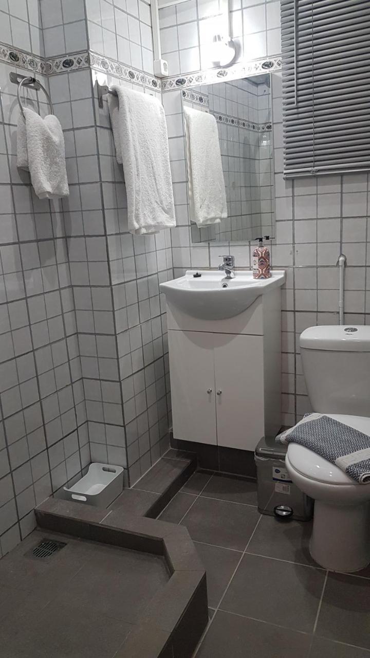 Palette Apartment Champagne - Athens Center, 6 Bd, 3 Bath Εξωτερικό φωτογραφία
