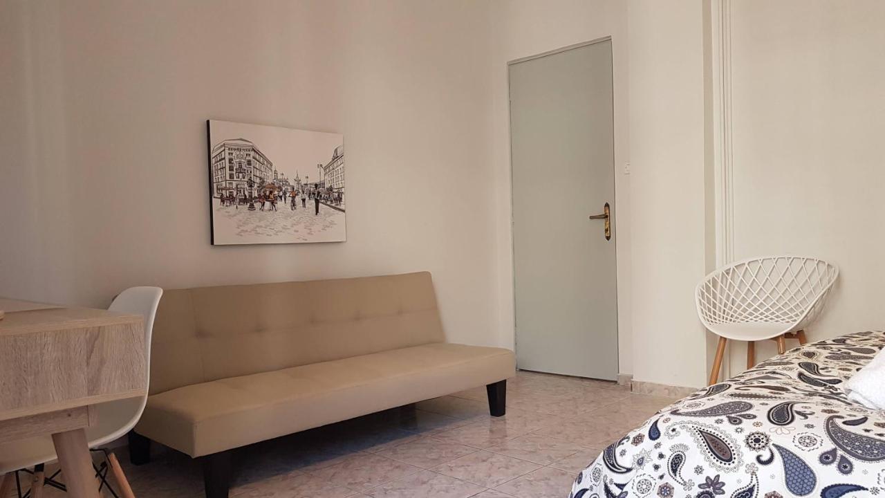 Palette Apartment Champagne - Athens Center, 6 Bd, 3 Bath Εξωτερικό φωτογραφία