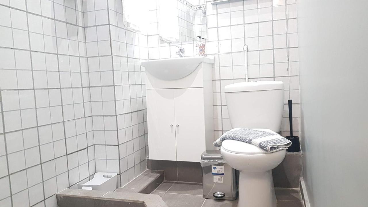 Palette Apartment Champagne - Athens Center, 6 Bd, 3 Bath Εξωτερικό φωτογραφία