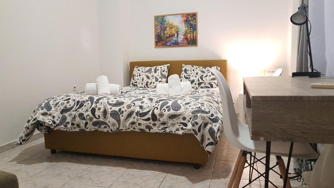 Palette Apartment Champagne - Athens Center, 6 Bd, 3 Bath Εξωτερικό φωτογραφία